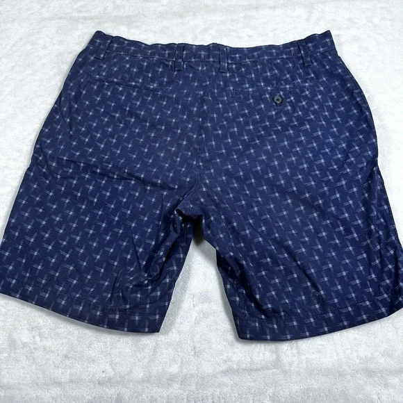 Banana Republic Shorts Mens 34 Blue Plaid Cross Pattern Chino Preppy - Picture 4 of 6